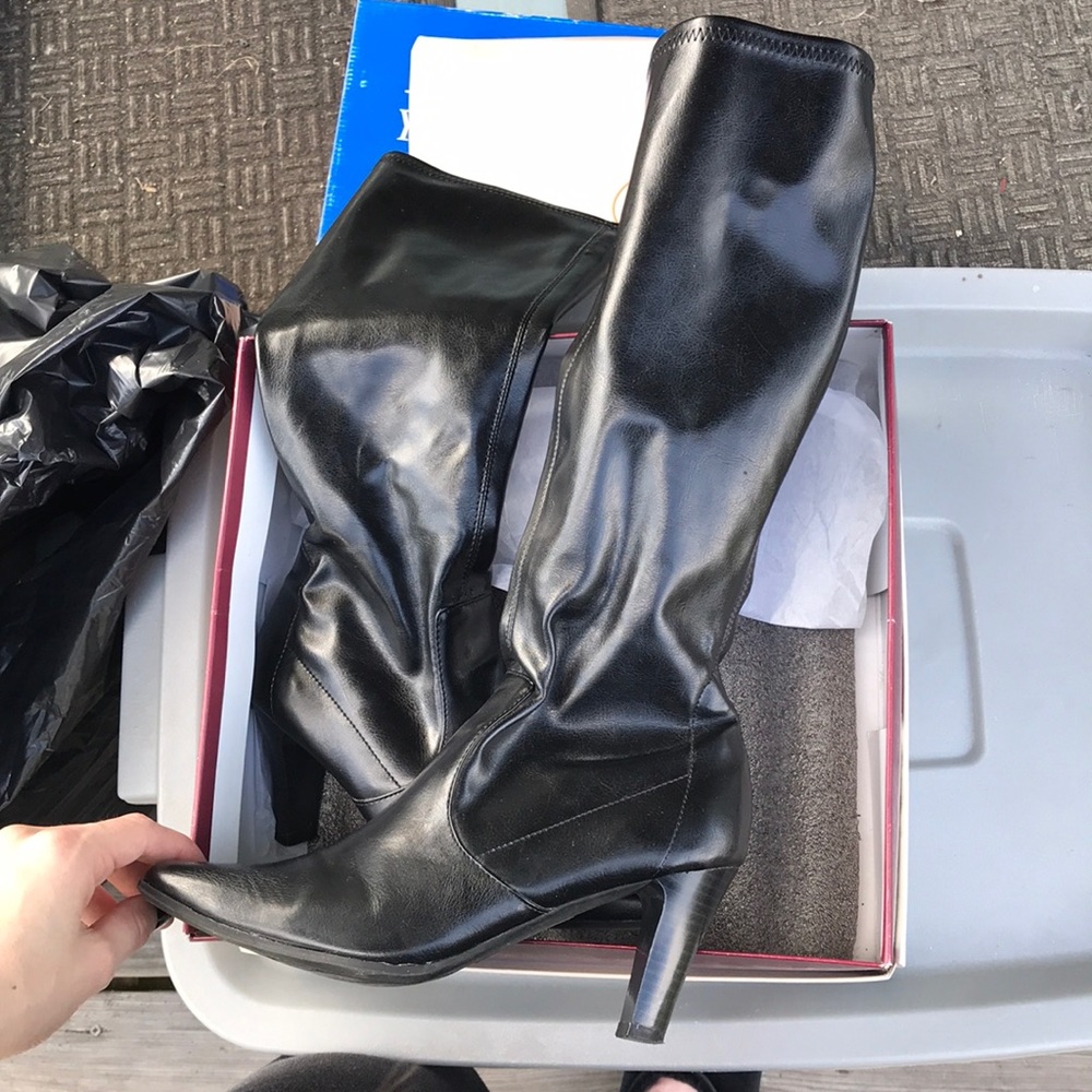 Black boots